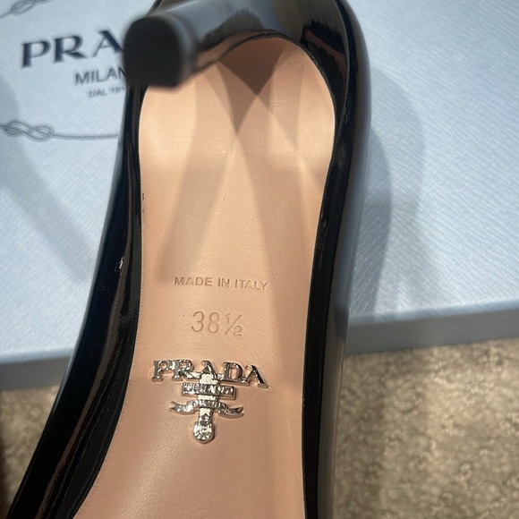 NWT Prada Heels - Picture 6 of 8
